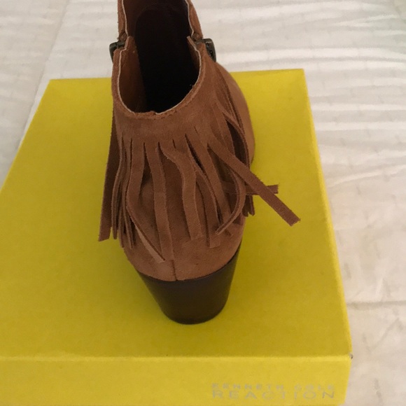 🎈SALE Kenneth Cole Reaction Booties - Picture 4 of 6